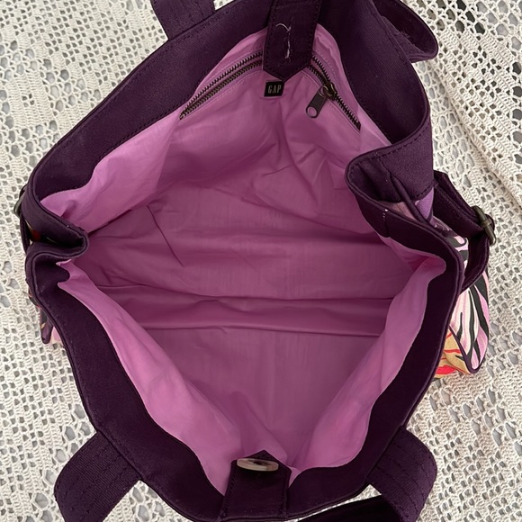Gap Canvas Tote / Purse - Picture 6 of 8
